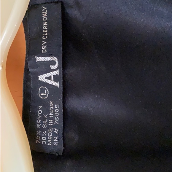 Embellished vest - Picture 2 of 6